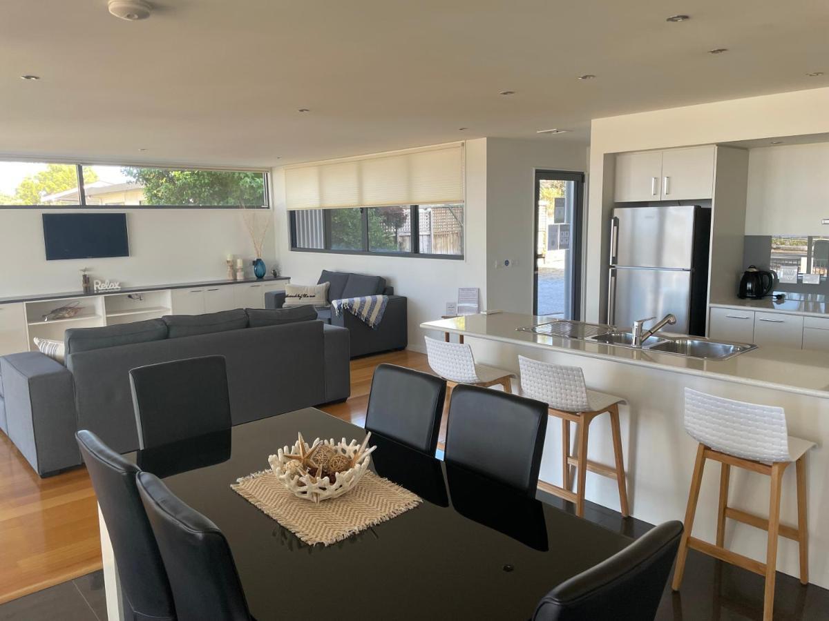 Gull Apartment Strahan Esterno foto